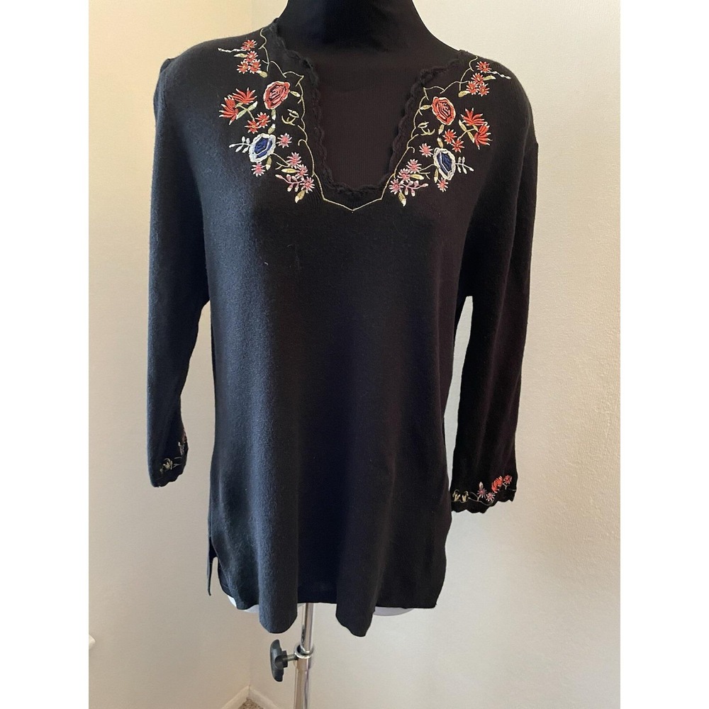 Vintage Embroidery Floral design sweater pullover sweater woman's Black Size XL